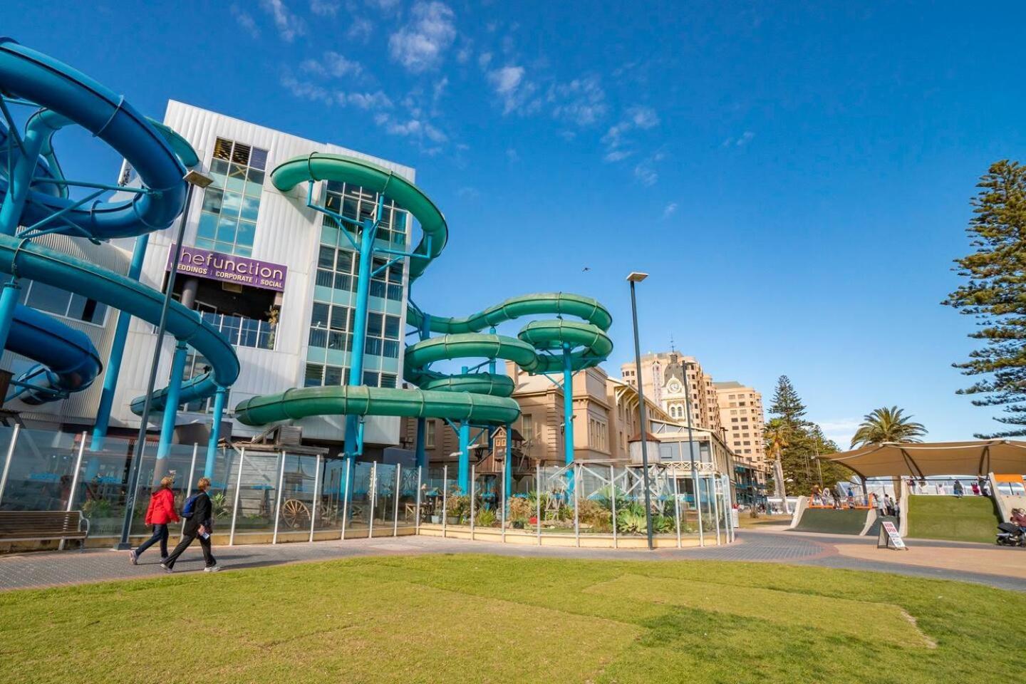 "Ocean Sunset" Glenelg Central Studios Exterior photo